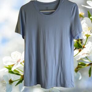 Crown & Ivy medium short sleeve cotton blend stretch blue casual woman's t-shirt